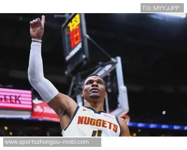 威少在1月12日NBA最佳球员评选中脱颖而出展现卓越表现